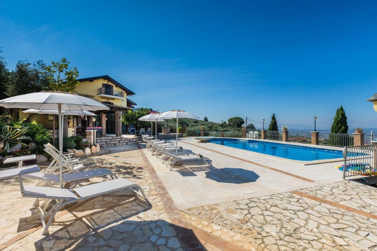 Villa La Casetta Sonnino ภายนอก รูปภาพ